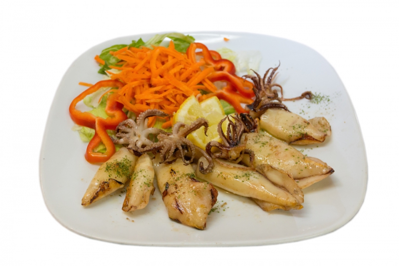 CALAMARES A LA PLANCHA